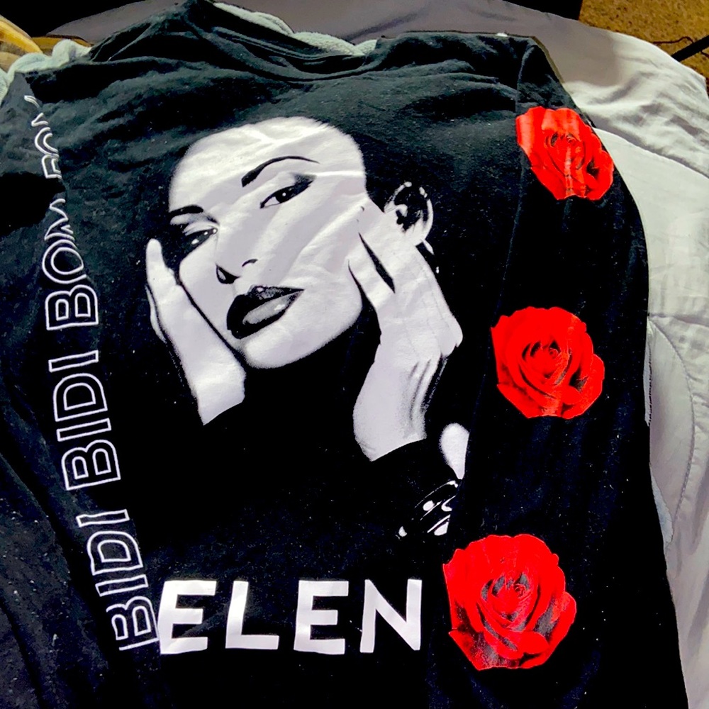 Selena shirt🥀🖤